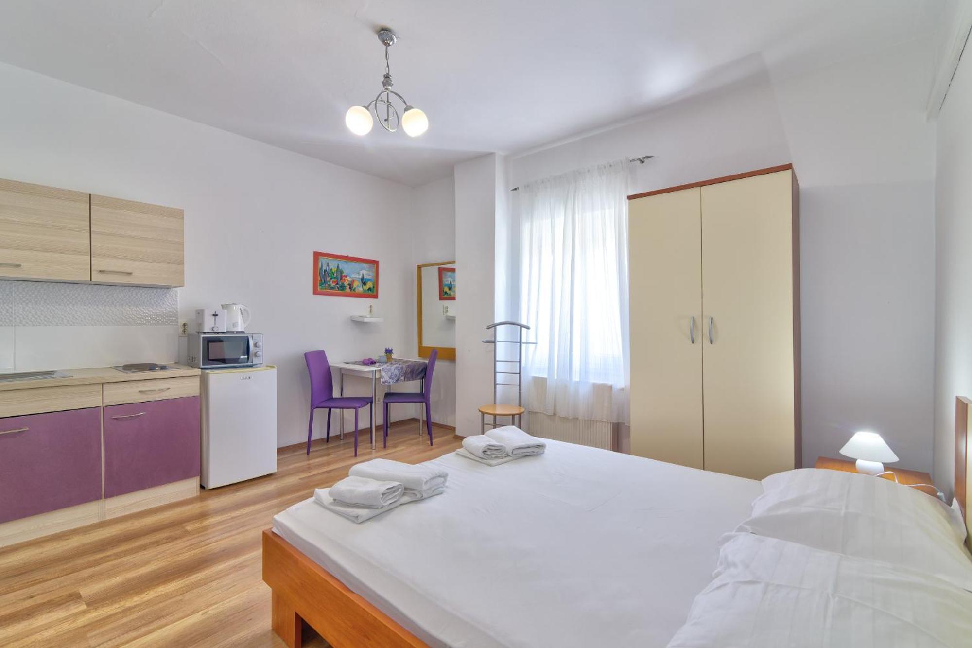Apartmani Ana Senj  Eksteriør billede