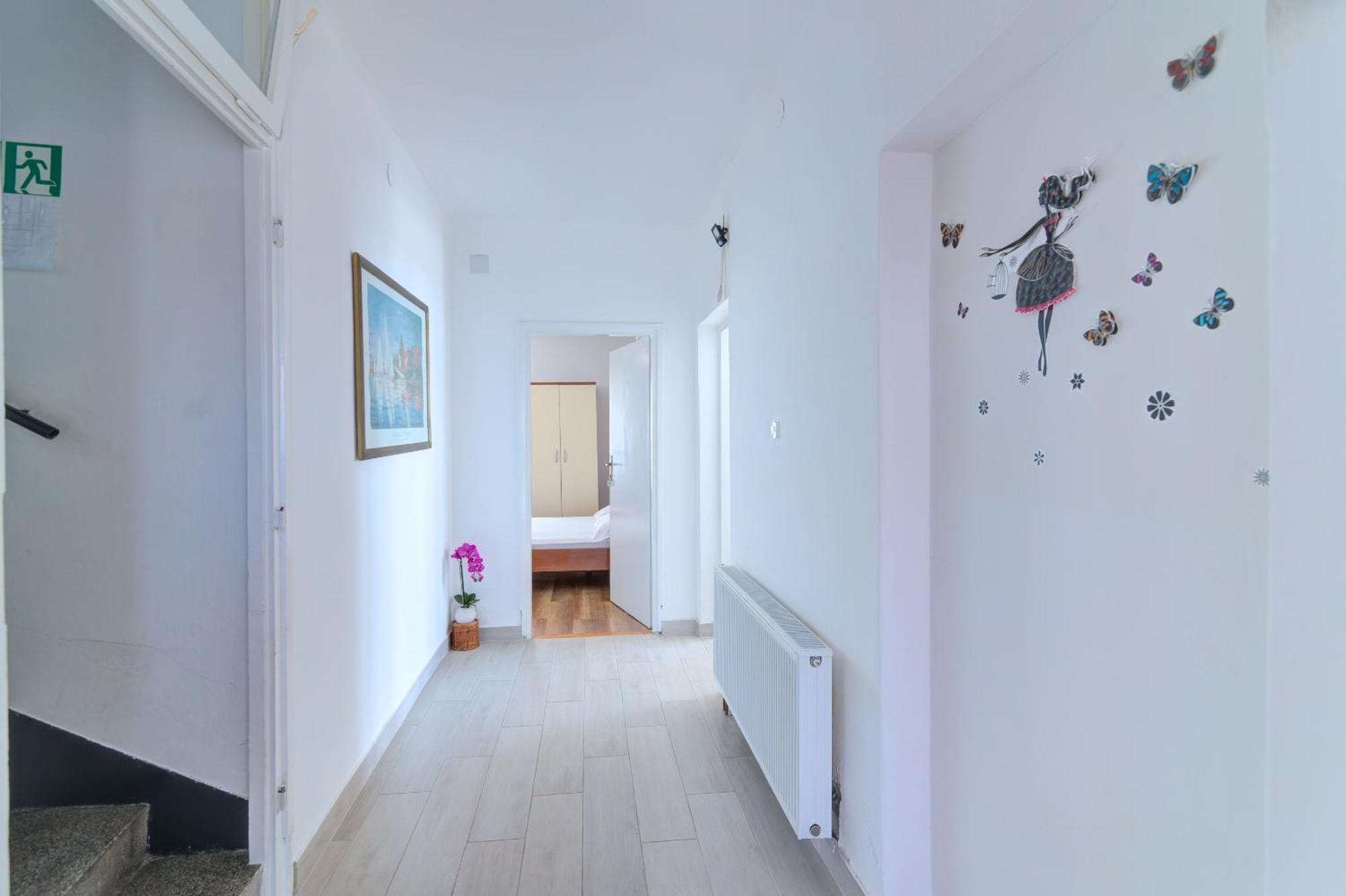 Apartmani Ana Senj  Eksteriør billede