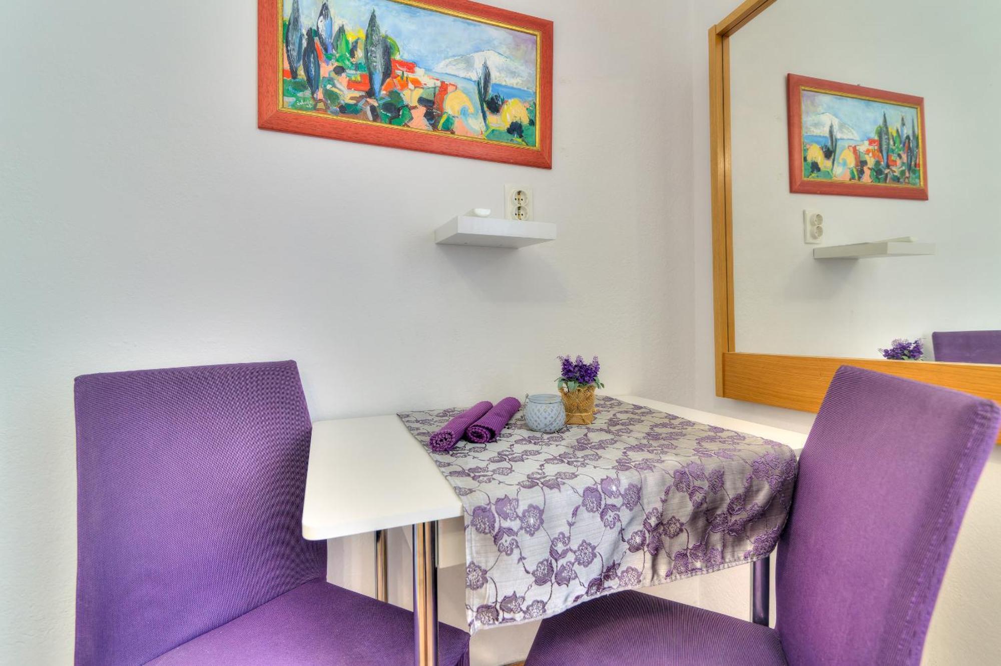 Apartmani Ana Senj  Værelse billede