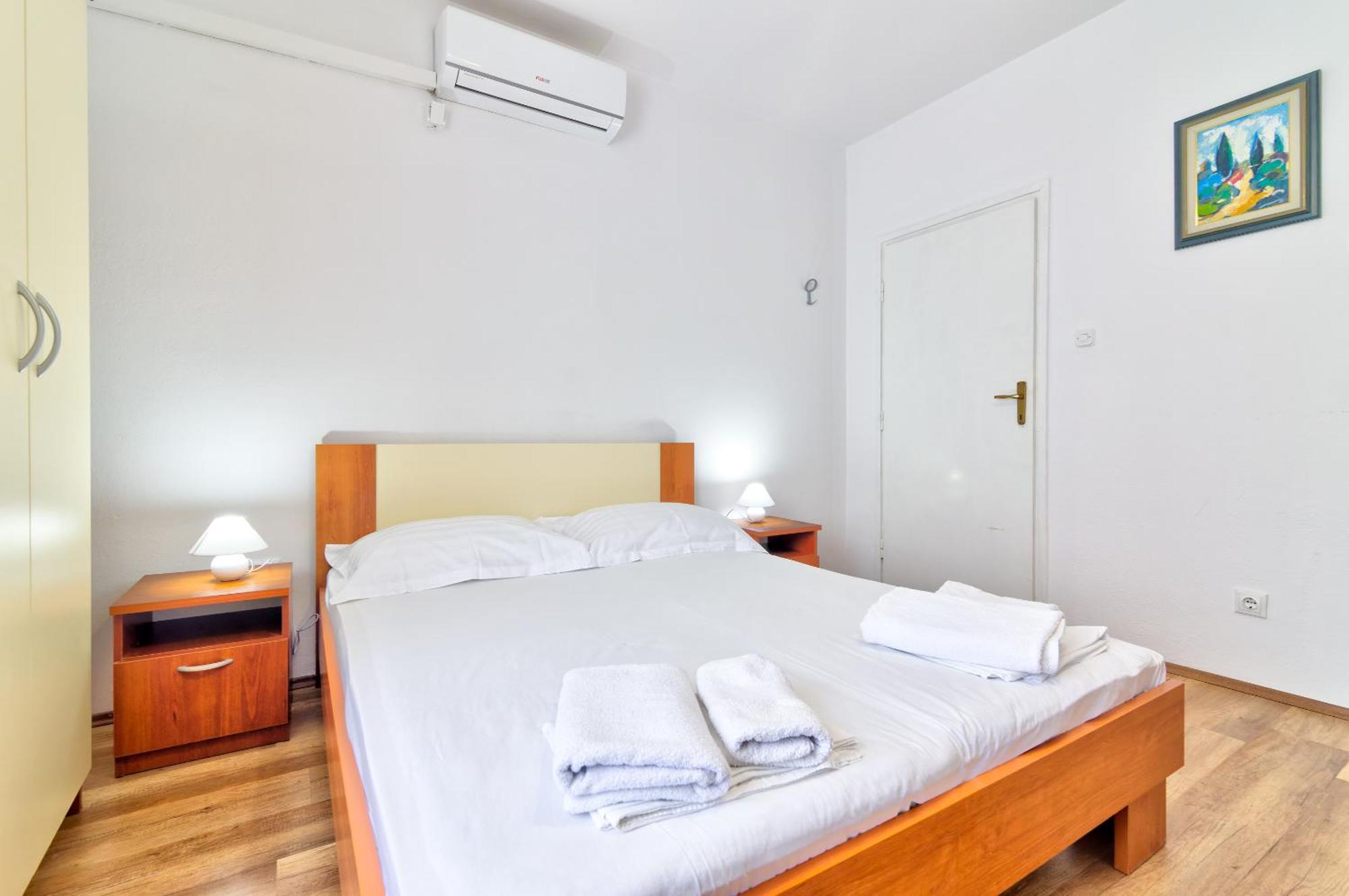 Apartmani Ana Senj  Værelse billede